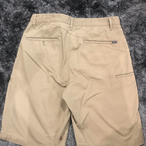 Volcom khaki shorts - Picture 2 of 5